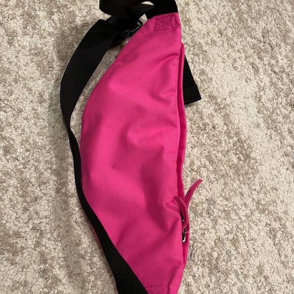 Nike fanny pack - Picture 6 of 11